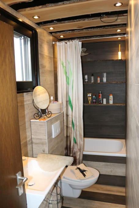 Schoenes Loft 2 Personen 1-Raum 60Qm ميشيده المظهر الخارجي الصورة